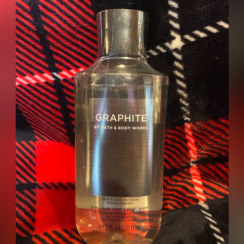 Graphite bath and body works body wash new